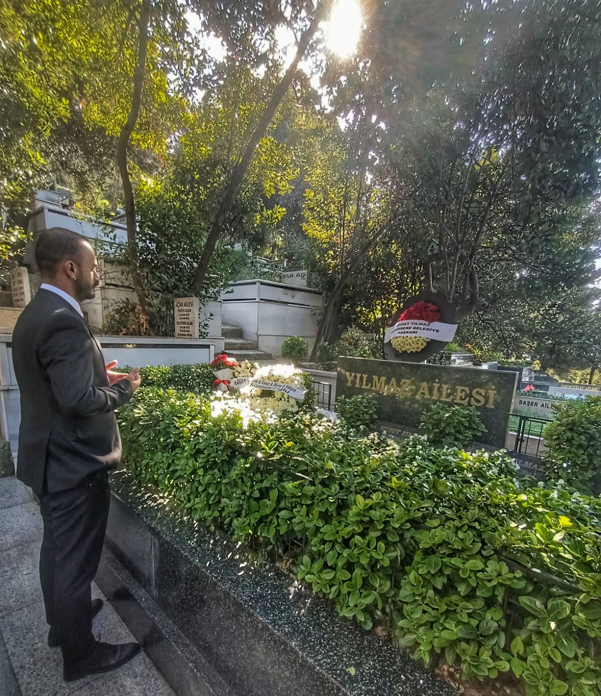 Eski Genel Başkanımız ve Eski Başbakanımız Merhum Mesut Yılmaz'ı anma